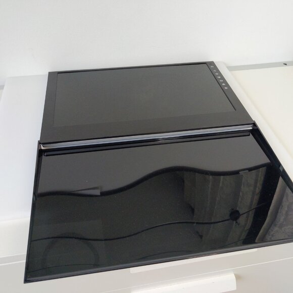 GeShic On-Lap Monitor 2501 15.6 In Portable Monitor Battery Powered Display - Picture 5 of 11